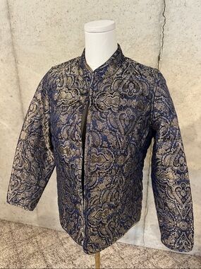Chico’s NWT Blue Brocade Quilted Jacket Euro Style Layering Piece Size 1 (S/M)